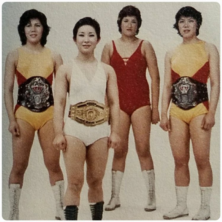 Mariko Akagi, Beauty Pair with belts, and Yukari Lynch.jpg